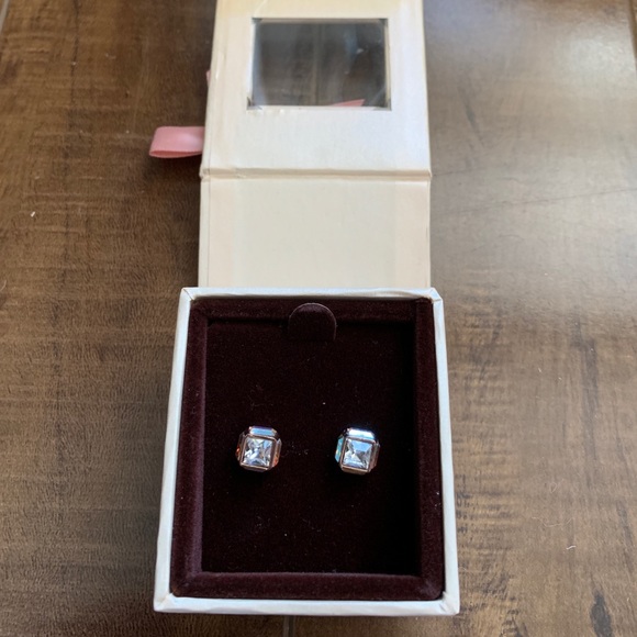 NWT 18k Rose Gold Earrings - Picture 2 of 3